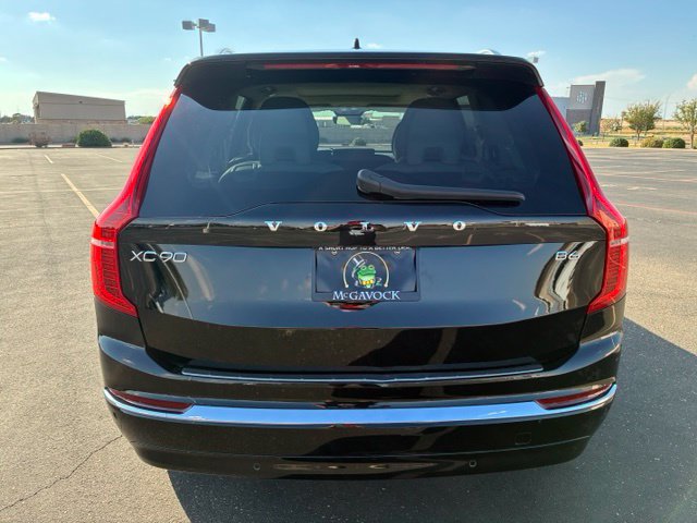 Used 2023 Volvo XC90 B6 Plus w/ Protection Package Premier AWD/4WD image 4