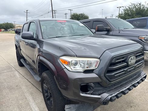 Used 2019 Toyota Tacoma SR w/ SR Convenience Package RWD image 3