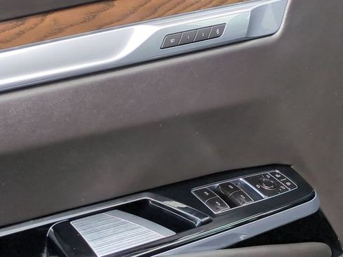 Used 2025 Cadillac Escalade Sport Platinum AWD/4WD image 24
