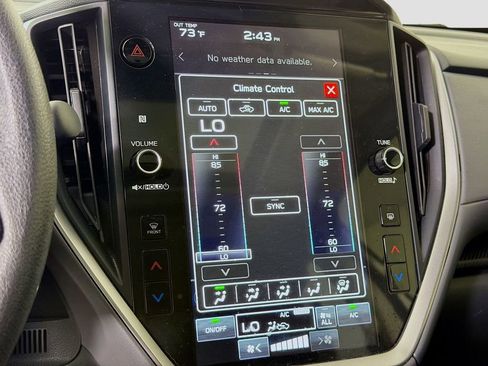 Used 2024 Subaru Crosstrek 2.0i Premium image 17