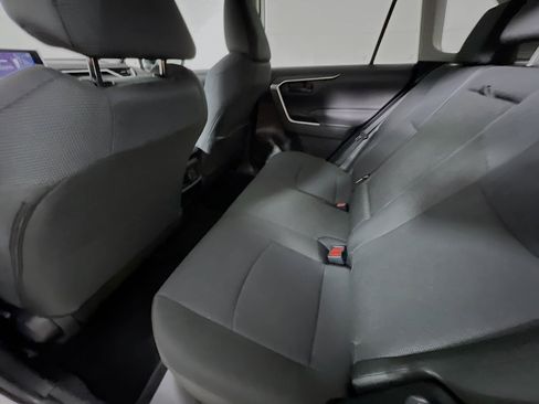 Used 2025 Toyota RAV4 LE image 28