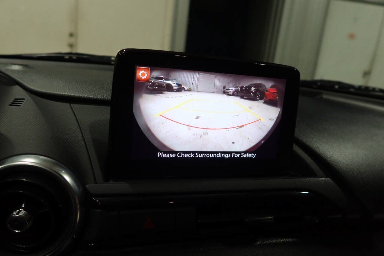 Used 2022 MAZDA MX-5 Miata RF Grand Touring RWD image 23