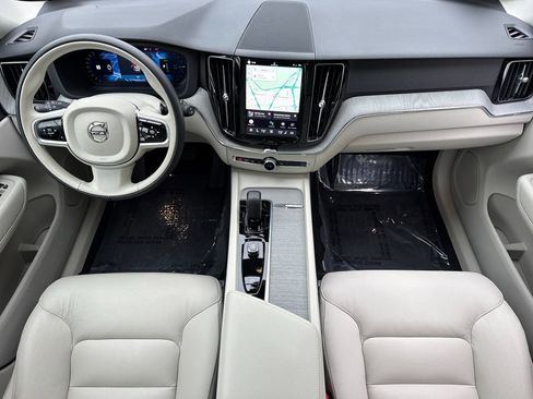 Certified 2025 Volvo XC60 T8 Plus w/ Protection Package Premier AWD/4WD image 12