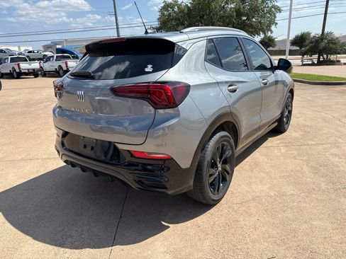 Used 2025 Buick Encore GX Sport Touring FWD image 7
