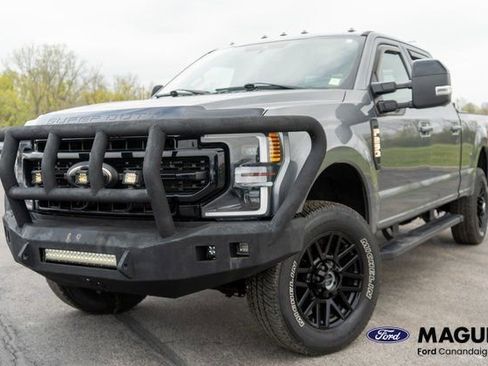 Used 2022 Ford F250 Lariat w/ Black Appearance Package AWD/4WD image 1