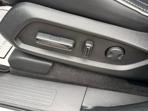 Used 2023 Honda Pilot Elite image 17