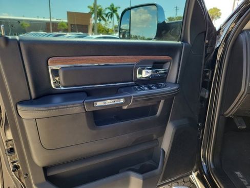 Used 2018 RAM 2500 Laramie w/ Convenience Group image 25