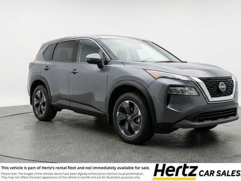 Used 2025 Nissan Rogue SV FWD image 1