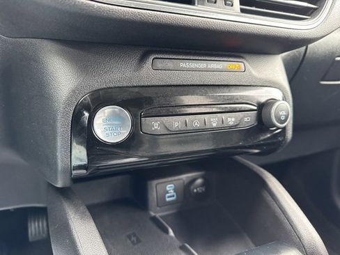 Used 2023 Ford Escape Platinum image 16