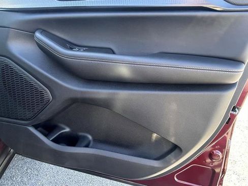 New 2025 Jeep Grand Cherokee Altitude image 23