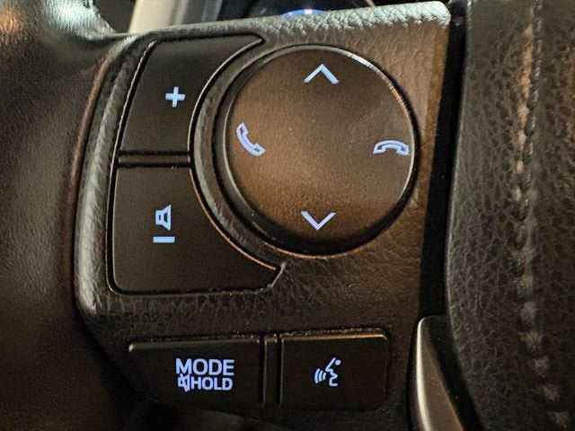 Certified 2017 Toyota RAV4 XLE AWD/4WD image 8