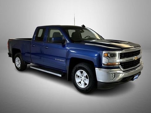 Certified 2018 Chevrolet Silverado 1500 LT w/ All Star Edition AWD/4WD image 3