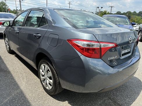 Used 2016 Toyota Corolla LE FWD image 4