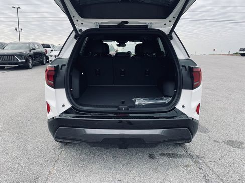 New 2026 GMC Terrain AT4 w/ Technology Package II image 27