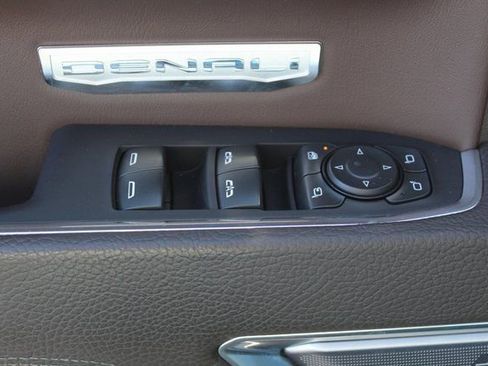 Used 2024 GMC Sierra 1500 Denali w/ Denali Reserve Package AWD/4WD image 49