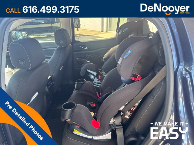 Used 2019 GMC Acadia SLE AWD/4WD image 14