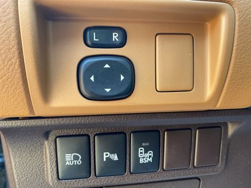 Used 2018 Lexus ES 350 w/ Premier Package image 24