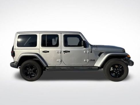 Used 2020 Jeep Wrangler Unlimited Sahara image 6