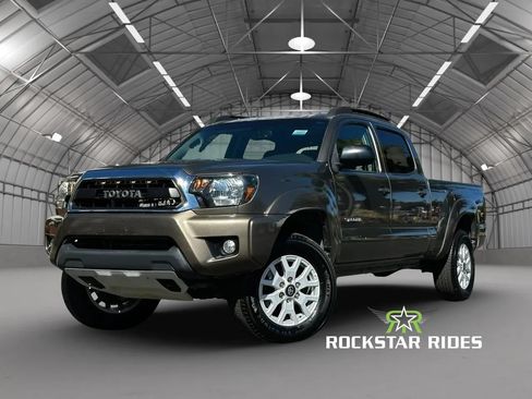 Used 2012 Toyota Tacoma 4x4 Double Cab w/ SR5 Pkg image 16