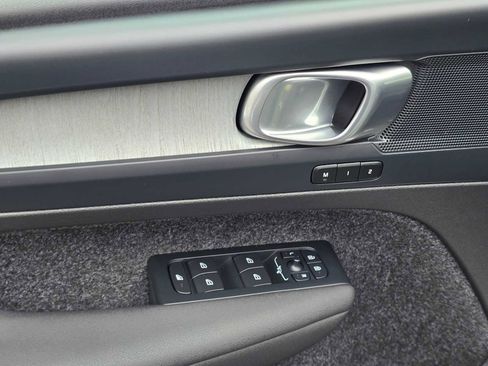 New 2026 Volvo XC40 B5 Plus w/ Protection Package Premier image 22