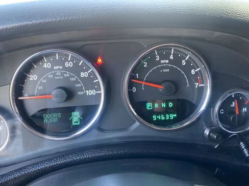 Used 2017 Jeep Wrangler Unlimited Sport w/ Quick Order Package 24S AWD/4WD image 22