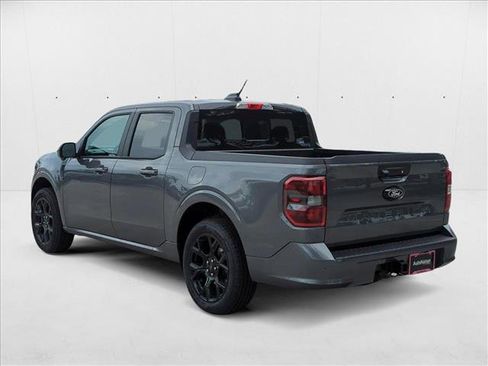 New 2025 Ford Maverick Lobo image 9