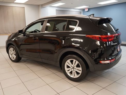 Used 2017 Kia Sportage LX w/ LX Popular Package image 7