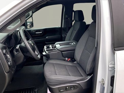 Used 2024 Chevrolet Silverado 2500 Custom w/ Custom Value Package image 25