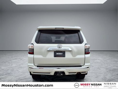 Used 2020 Toyota 4Runner Limited AWD/4WD image 6