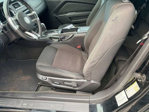 Used 2014 Ford Mustang Convertible w/ Equipment Group 102A image 9