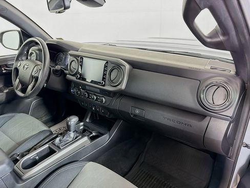 Used 2021 Toyota Tacoma TRD Sport w/ Technology Package AWD/4WD image 24