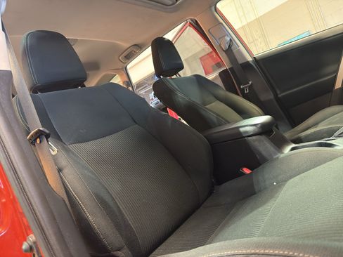 Used 2015 Toyota RAV4 XLE w/ Outdoor Package AWD/4WD image 26