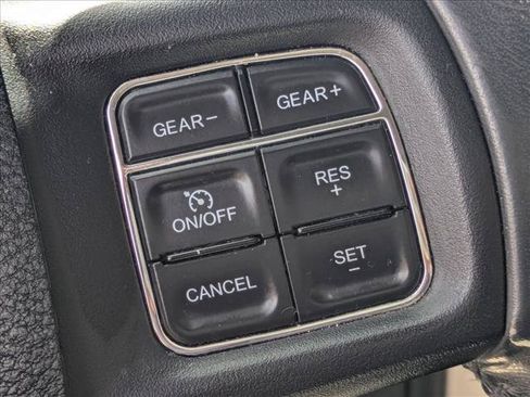 Used 2019 RAM 1500 Big Horn RWD image 14