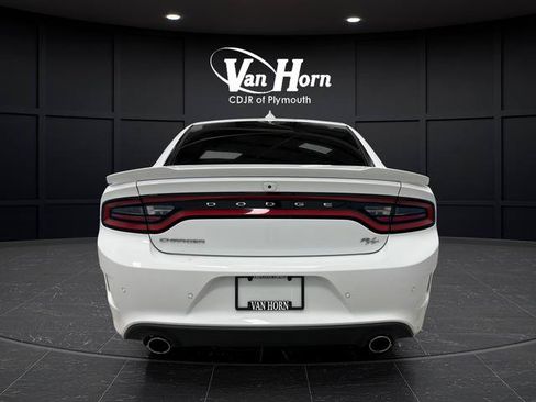 Used 2023 Dodge Charger R/T w/ Plus Group RWD image 6