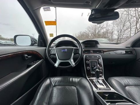 Used 2012 Volvo XC70 3.2 Premier image 16