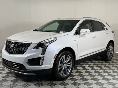 New 2026 Cadillac XT5 Premium Luxury image 2