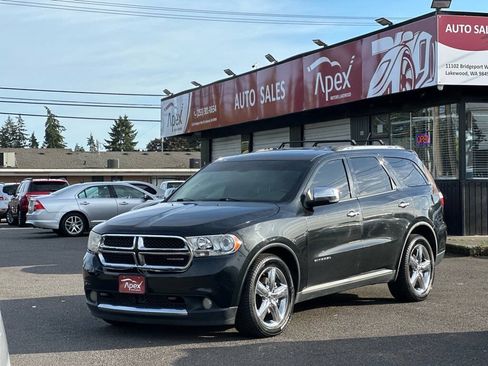 Used 2011 Dodge Durango Citadel w/ Trailer Tow Group IV AWD/4WD image 2