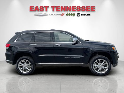 Used 2019 Jeep Grand Cherokee Summit AWD/4WD image 2