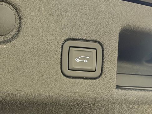 Certified 2020 Chevrolet Equinox LT image 19