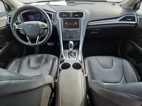 Used 2013 Ford Fusion Titanium w/ Titanium Driver Assist Pkg image 16