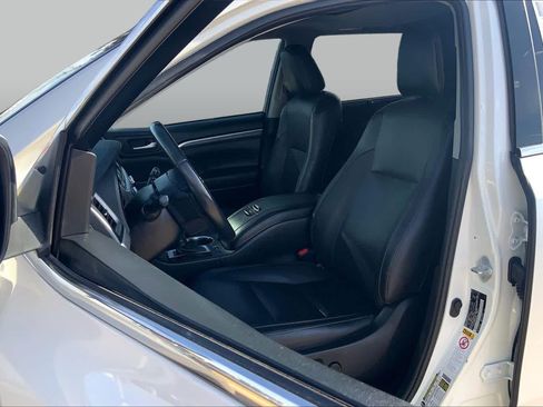 Used 2019 Toyota Highlander Limited AWD/4WD image 8