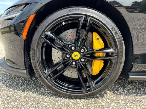 Used 2025 Ferrari Roma Spider RWD image 45