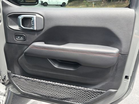 Used 2020 Jeep Gladiator Rubicon AWD/4WD image 27