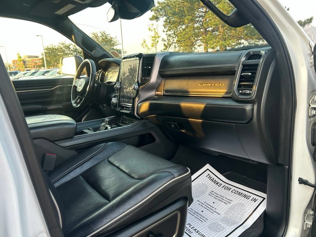 Used 2019 RAM 1500 Limited AWD/4WD image 11