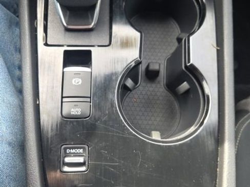 Used 2021 Nissan Rogue S image 31