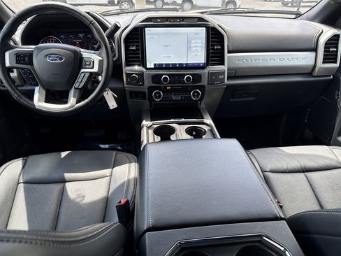 Used 2022 Ford F250 Lariat w/ Lariat Value Package AWD/4WD image 16