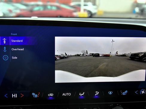 Used 2024 Chevrolet Blazer EV LT image 23