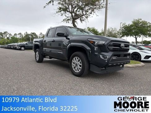 Used 2024 Toyota Tacoma SR5 image 1
