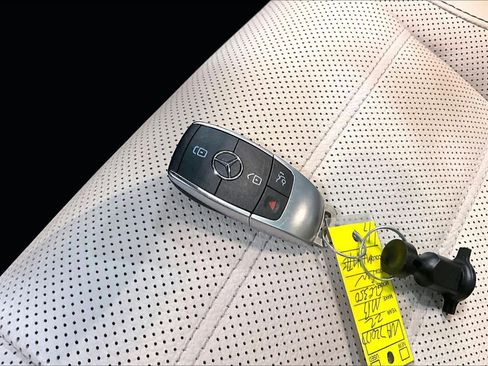 Used 2022 Mercedes-Benz GLE 350 4MATIC image 15