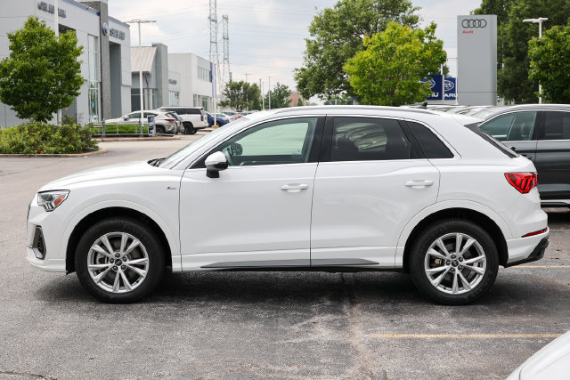 Used 2025 Audi Q3 2.0T Premium AWD/4WD image 22